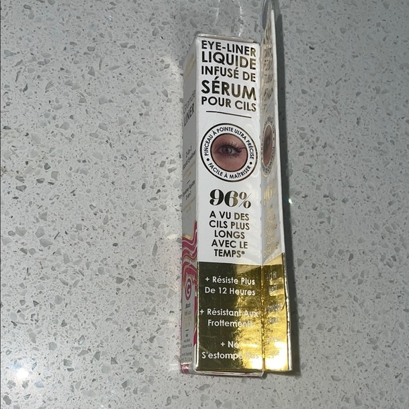 Black Liquid Eyeliner - Picture 2 of 5